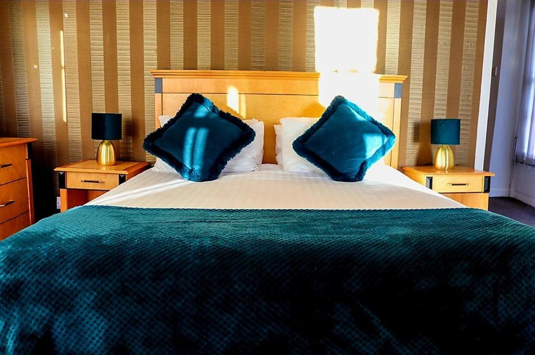 Royal Hotel Форфар Екстериор снимка