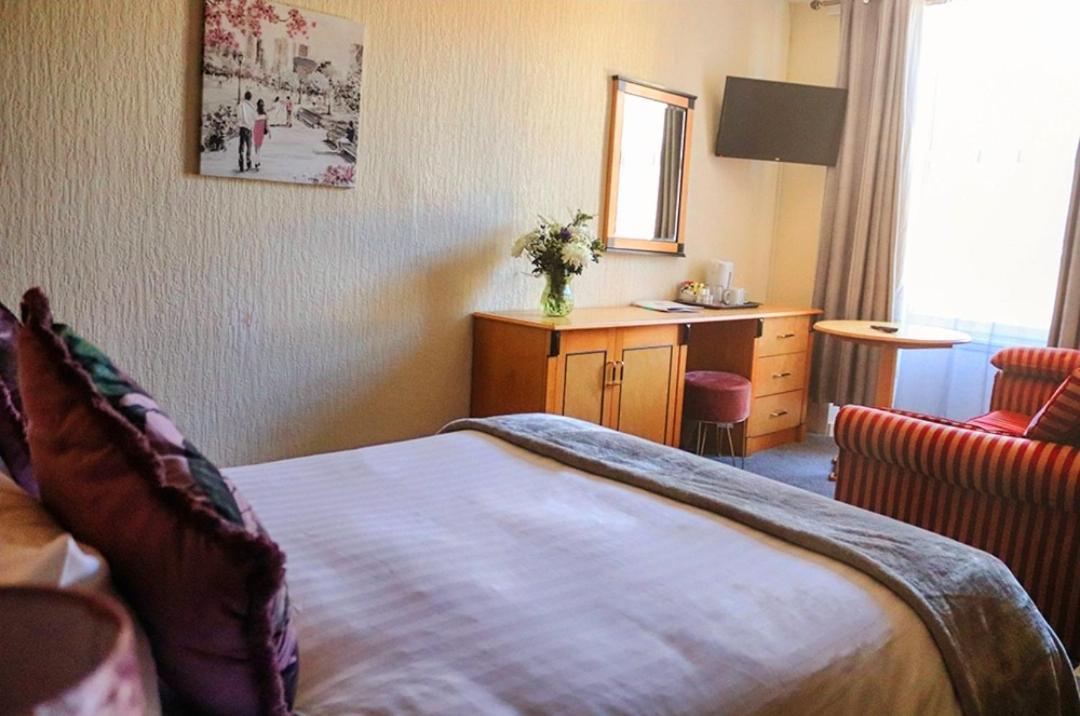 Royal Hotel Форфар Екстериор снимка